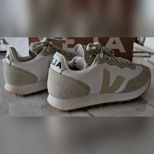 Veja Rio Branco (White.Pierre.Natural) US Size 6